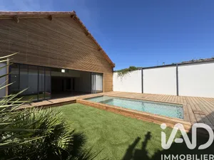 Architectural house in Bègles (33130)