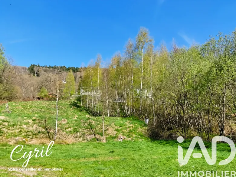 Terrain 3884 m² · à Cornimont · 81 000 €
