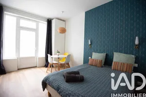 Apartment in Paris (75011)