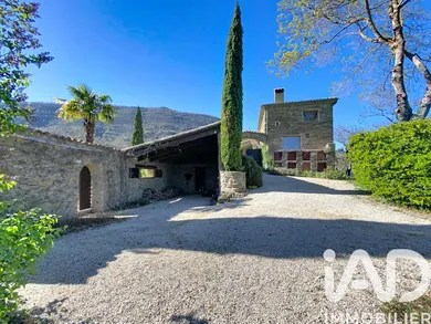 Domaine à Dieulefit (26220)