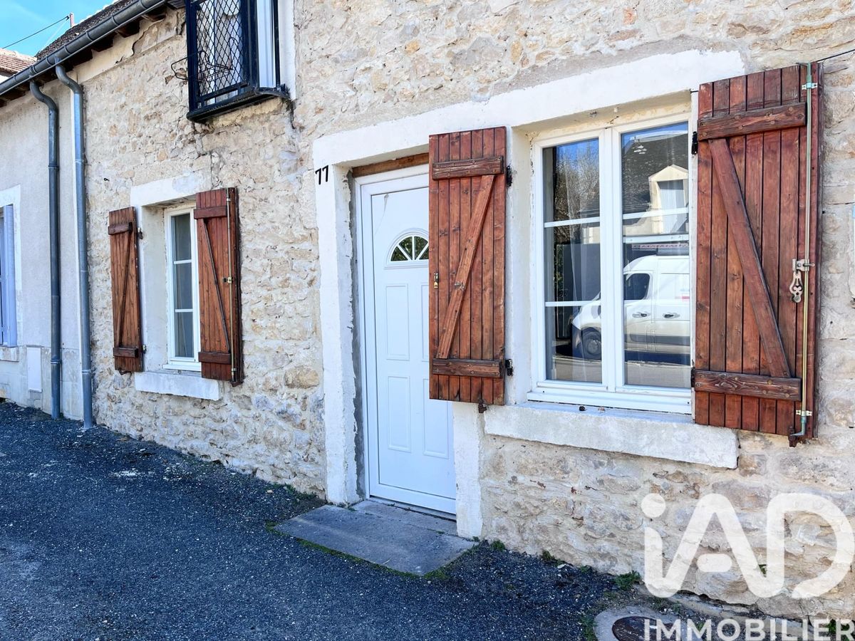 Vente maison à Saint-Gaultier (36800) : maison traditionnelle 5 pièces 100 m² - 1994983