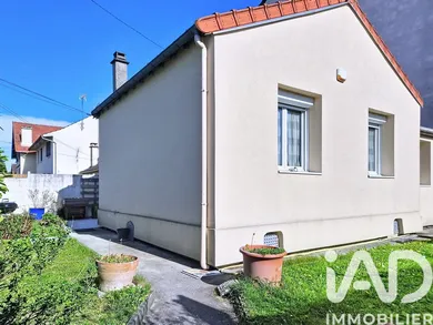Maison traditionnelle à Villepinte (93420)