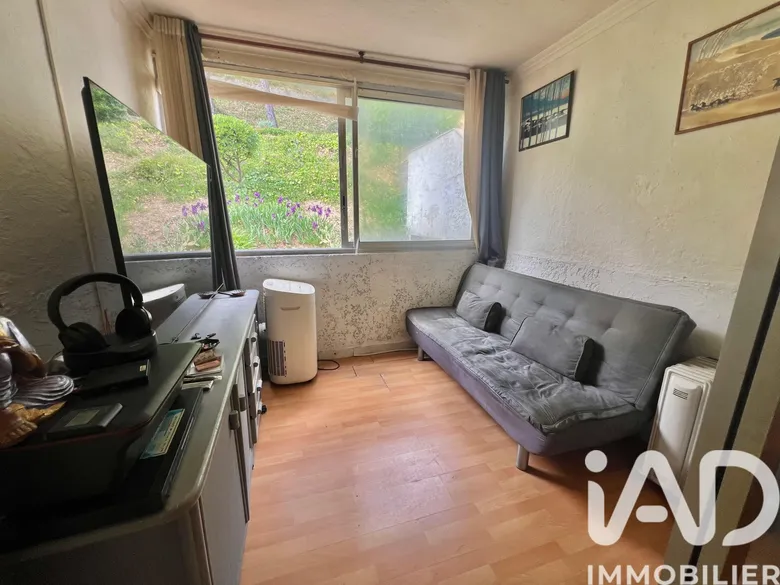 Appartement 1 pièce 28 m² · à Saint-Laurent-du-Var · 28 m² · 248 000 €
