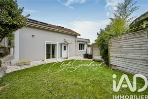 House in Sèvres (92310)