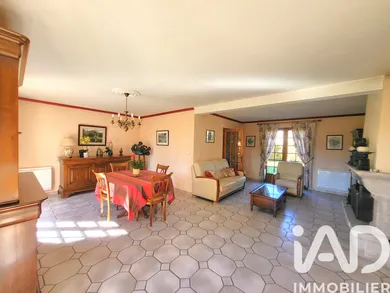 Traditional house in Vaux-le-Pénil (77000)