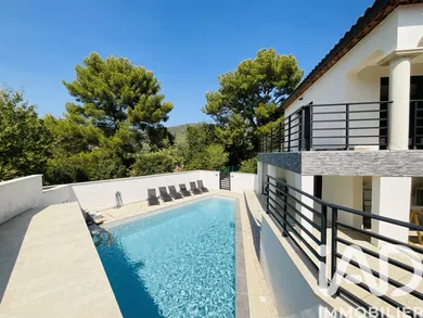 Maison d'architecte à Toulon (83200)