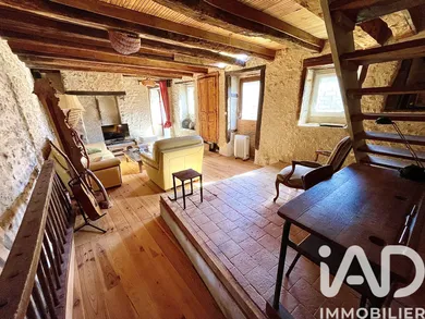 Maison de village à Saulgé (86500)