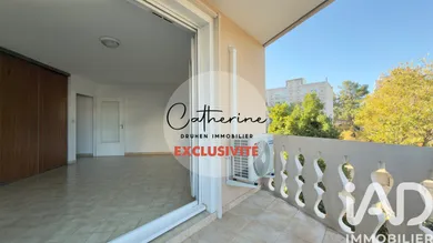 Appartement à Hyères (83400)