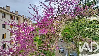 Appartement à Le Plessis-Robinson (92350)