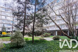 Apartment in Le Pecq (78230)