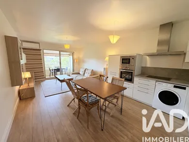 Apartment in Saint-Raphaël (83700)