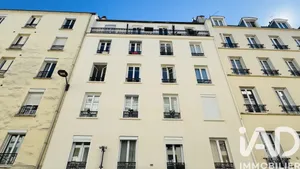 Apartment in Paris (75011)