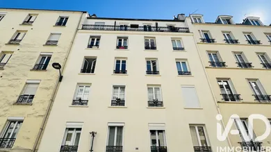 Apartment in Paris (75011)