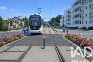 Apartment in SAINT-EGREVE  (38120)