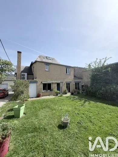 House in Quittebeuf (27110)