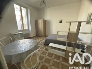 Apartment in Aramon (30390)