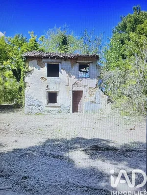 Terrain agricole  à Four (38080)