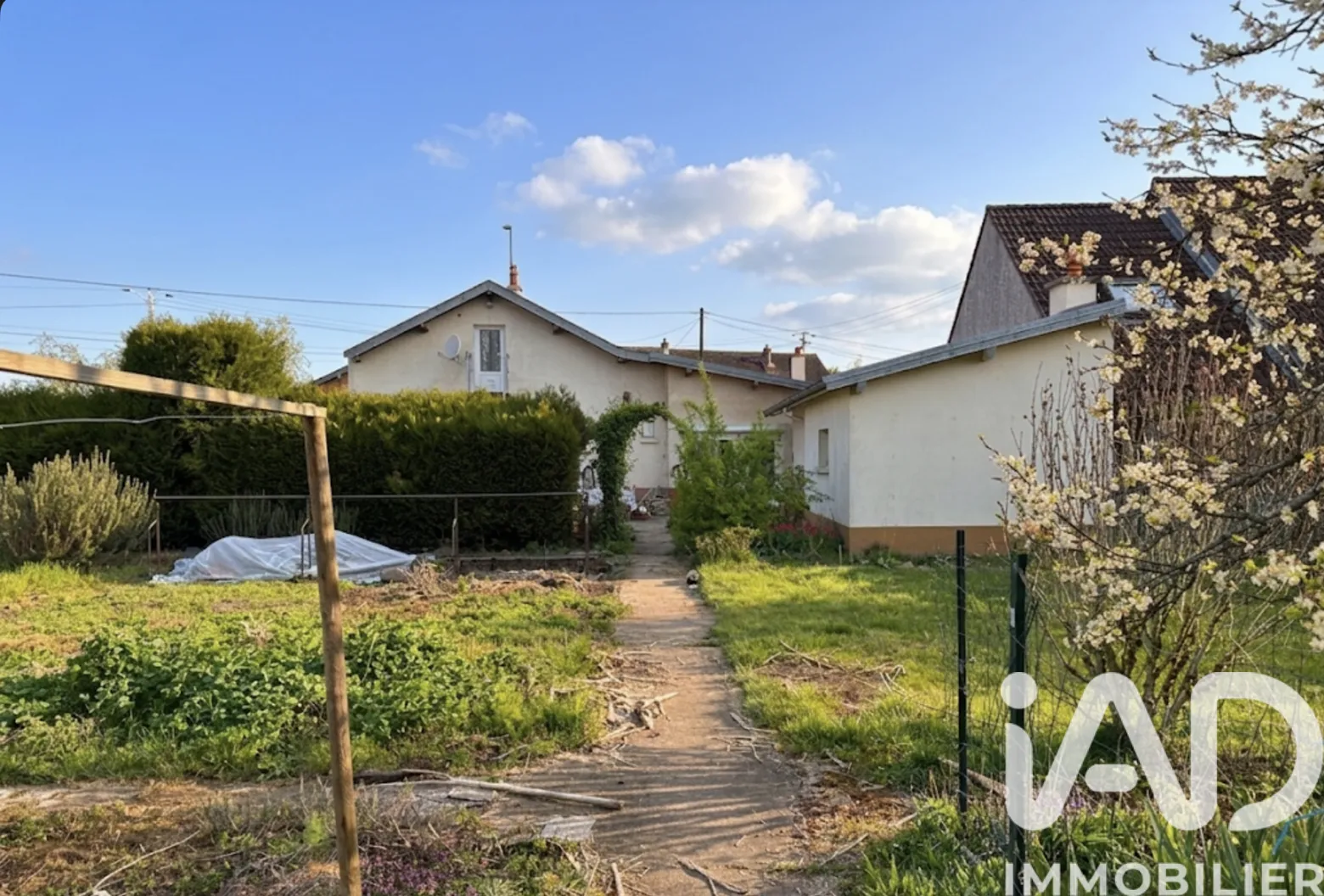 Vente maison à Gray (70100) : maison 4 pièces 110 m² — 2