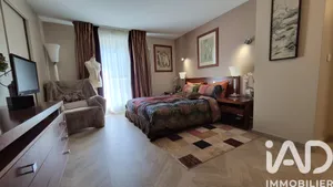 Apartment in Grenoble (38100)