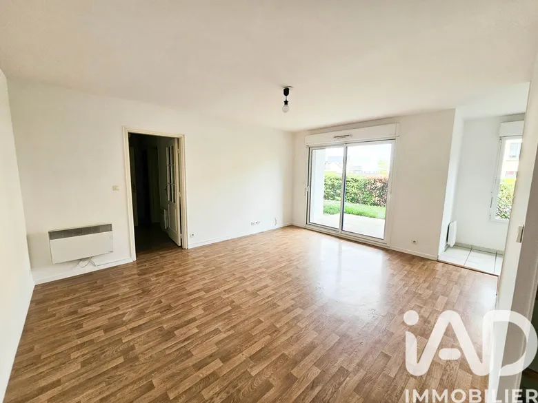 Appartement 3 pièces 67 m² · à Saint-Méen-le-Grand · 66,5 m² · 160 000 €