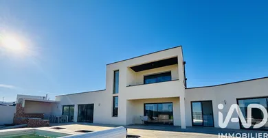 Maison d'architecte à Treilles (11510)