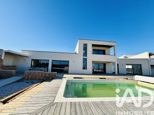 Maison d'architecte à Treilles (11510)