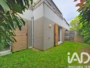 Apartment in Sainte-Geneviève-des-Bois (91700)