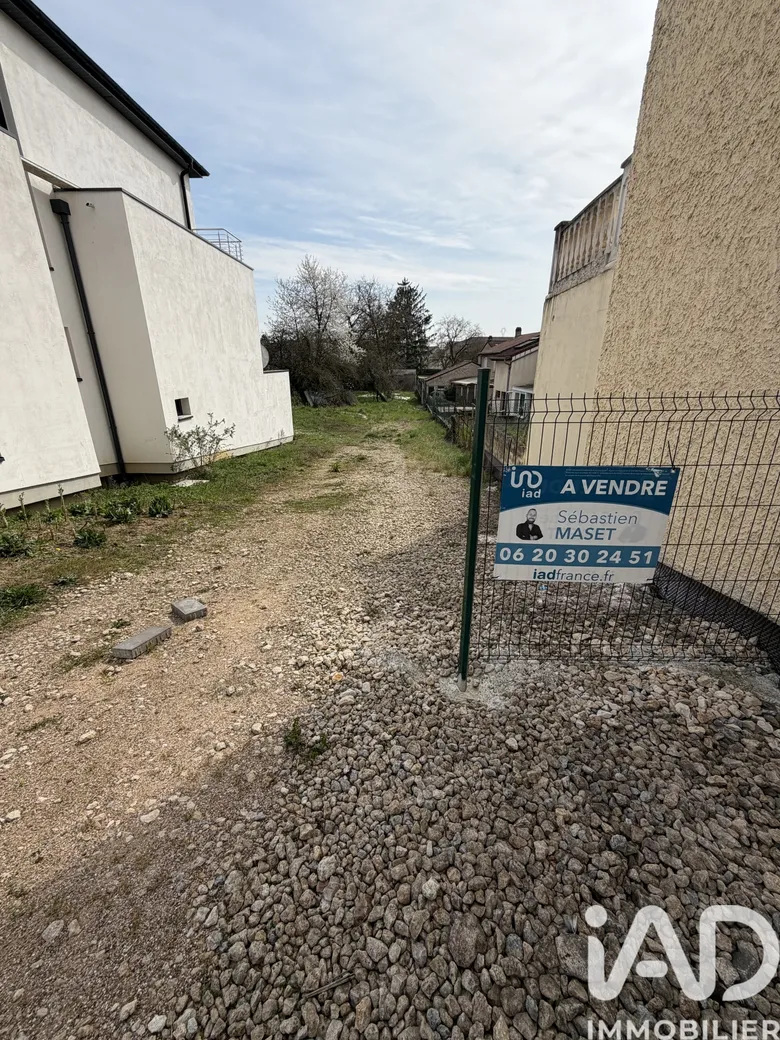 Terrain 1080 m² · à Clouange · 1 080 m² · 199 000 €