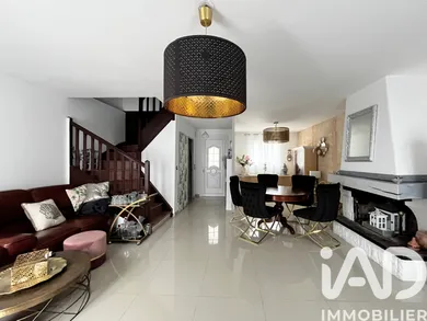 Maison à Émerainville (77184)