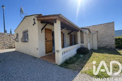 Maison traditionnelle à Le Bourguet (83840)