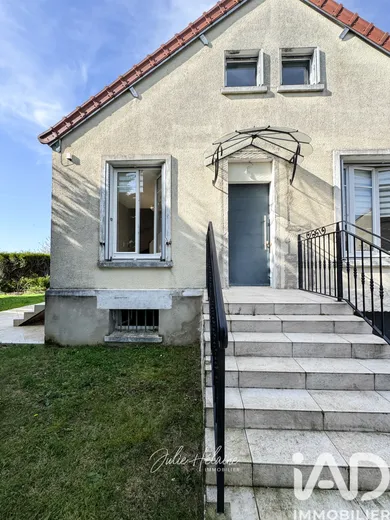 Maison à Feucherolles (78810)