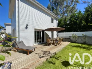 House in Eysines (33320)