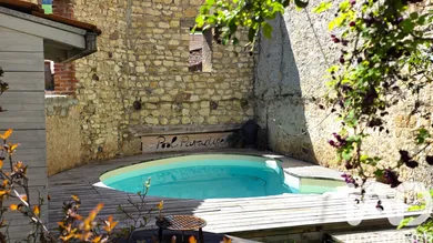Maison de village à Sauvagnat-Sainte-Marthe (63500)