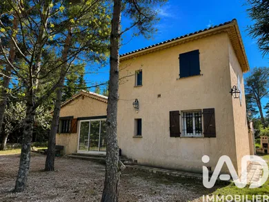 Maison à La Roque-Esclapon (83840)