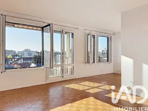 Apartment in Bois-Colombes (92270)