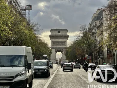 Appartement à Paris (75008)