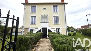 Maison traditionnelle à Pannes (45700)