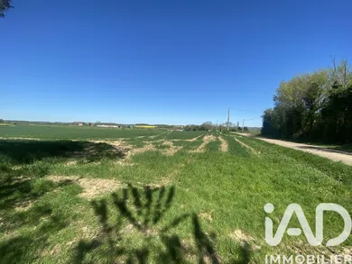 Maison de campagne à Charny (89120)