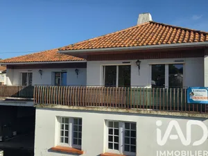 Maison à Coëx (85220)