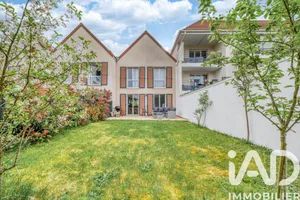 Maison à Villeneuve-Saint-Denis (77174)