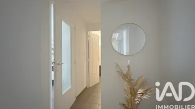Appartement à École-Valentin (25480)