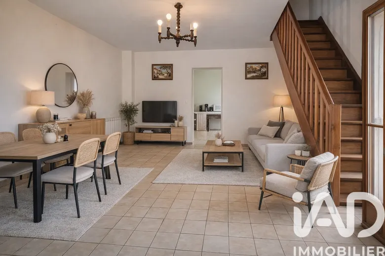 Maison 4 pièces 61 m² · à Mazerat-Aurouze · 60,8 m² · 54 500 €