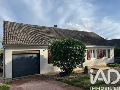 House in La Haye-Malherbe (27400)