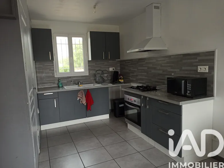 Maison 4 pièces 71 m² · à Saint-Georges-des-Coteaux · 71 m² · 168 000 €
