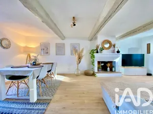 Duplex à Saint-Paul-en-Forêt (83440)