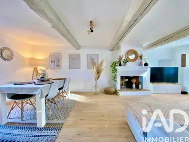 Duplex à Saint-Paul-en-Forêt (83440)