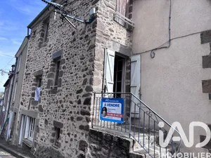 Maison de village à Ambrières-les-Vallées (53300)