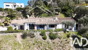 Maison à Fréjus (83600)