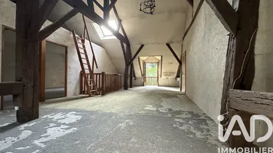 Appartement à École-Valentin (25480)