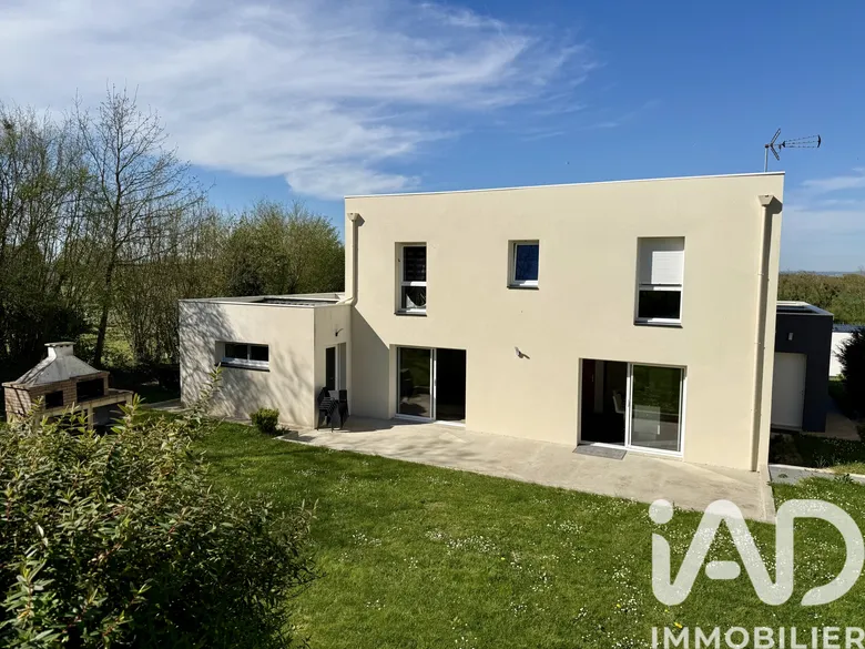 Maison 7 pièces 170 m² · à La Baconnière · 170 m² · 303 000 €